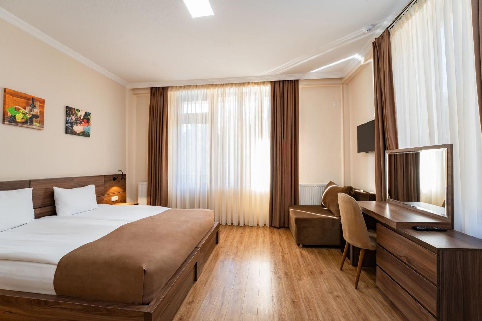 Zuzumbo Resort & Spa Telavi Extérieur photo