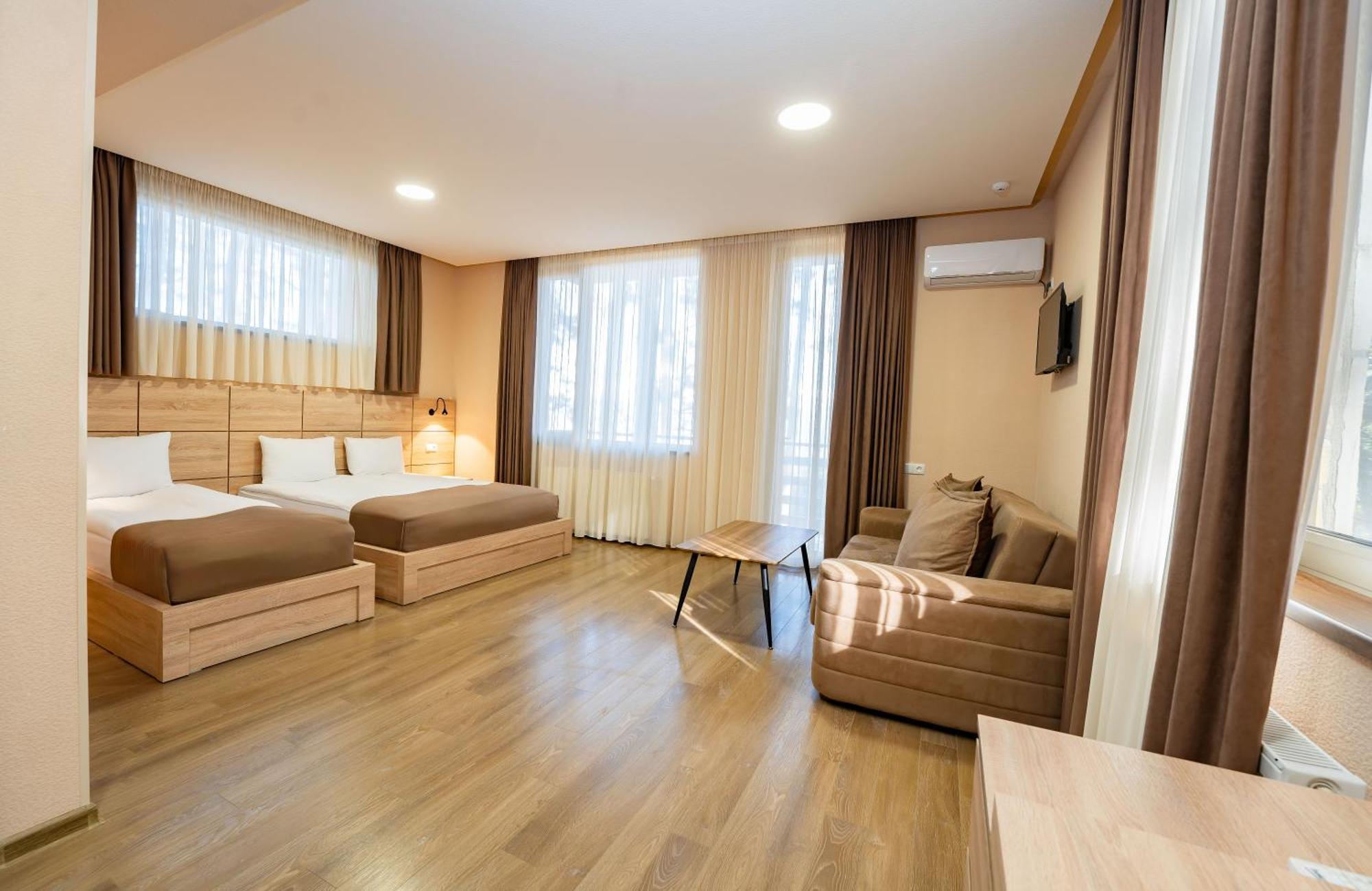 Zuzumbo Resort & Spa Telavi Extérieur photo